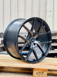 ADVANTI Vigoroso Black Tint